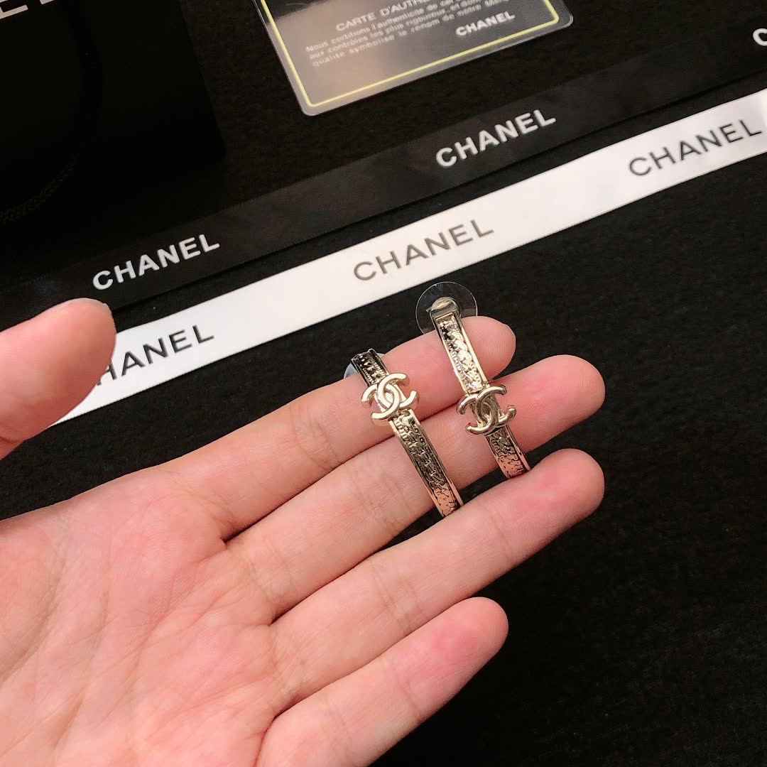 Chanel Silver Circle Earrings