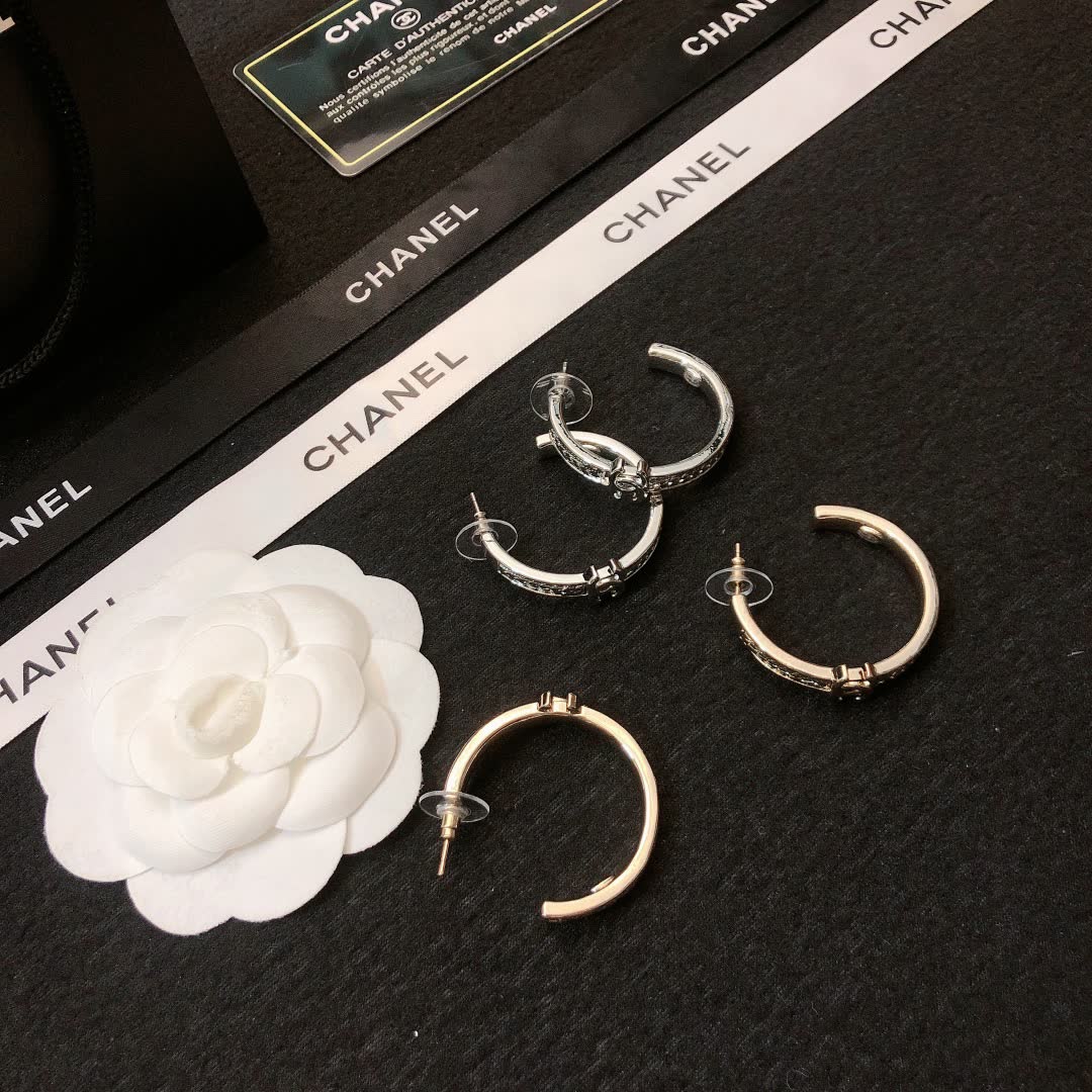 Chanel Silver Circle Earrings