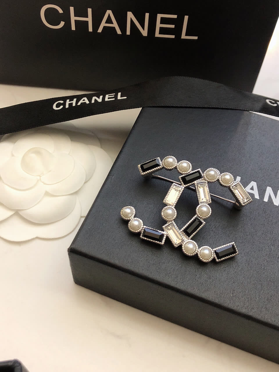 Chanel CC Logo Crystal Earrings
