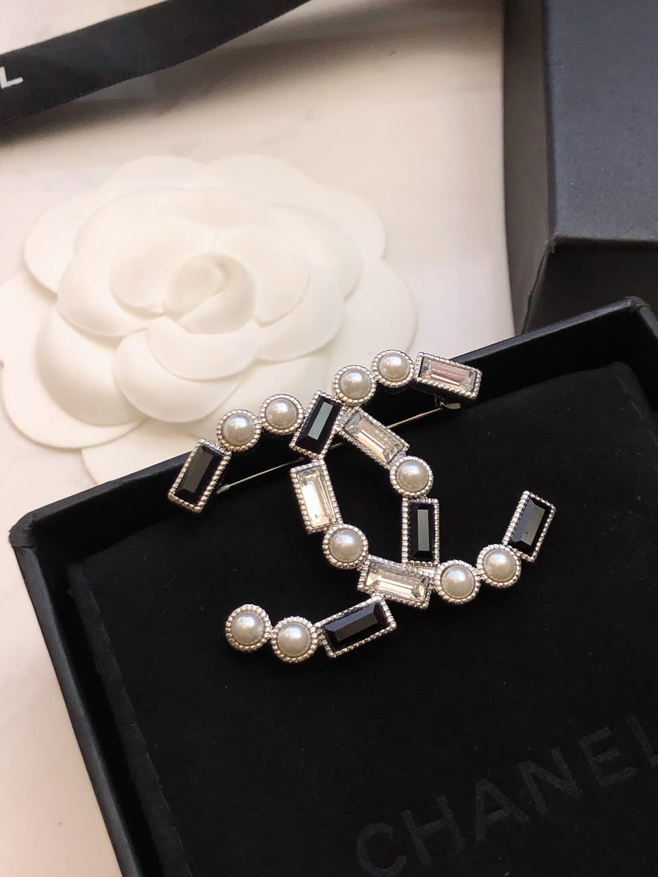 Chanel CC Logo Crystal Earrings