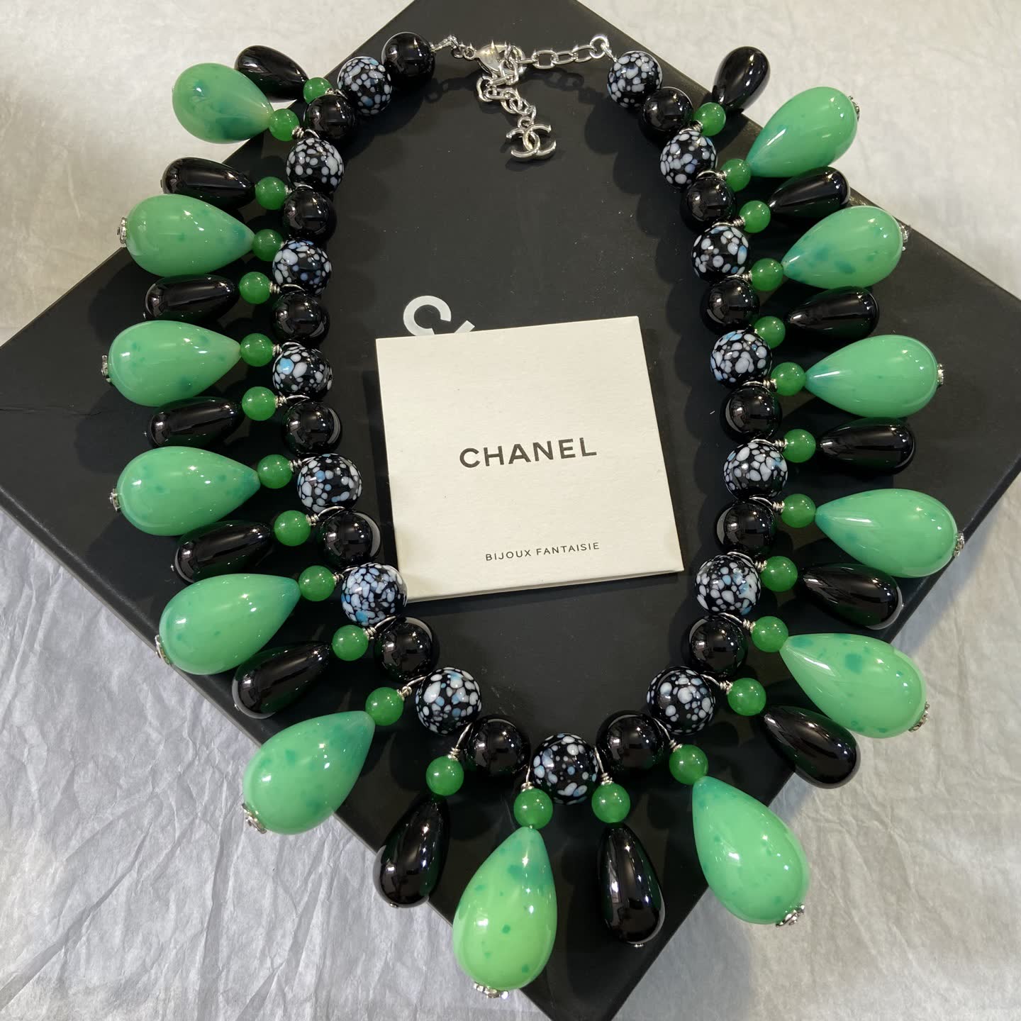 Chanel Bijoux Fantaisie Earrings Chanel Bijoux Fantaisie Earrings