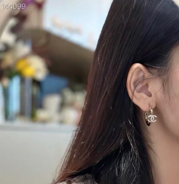 Chanel CC Star Earrings