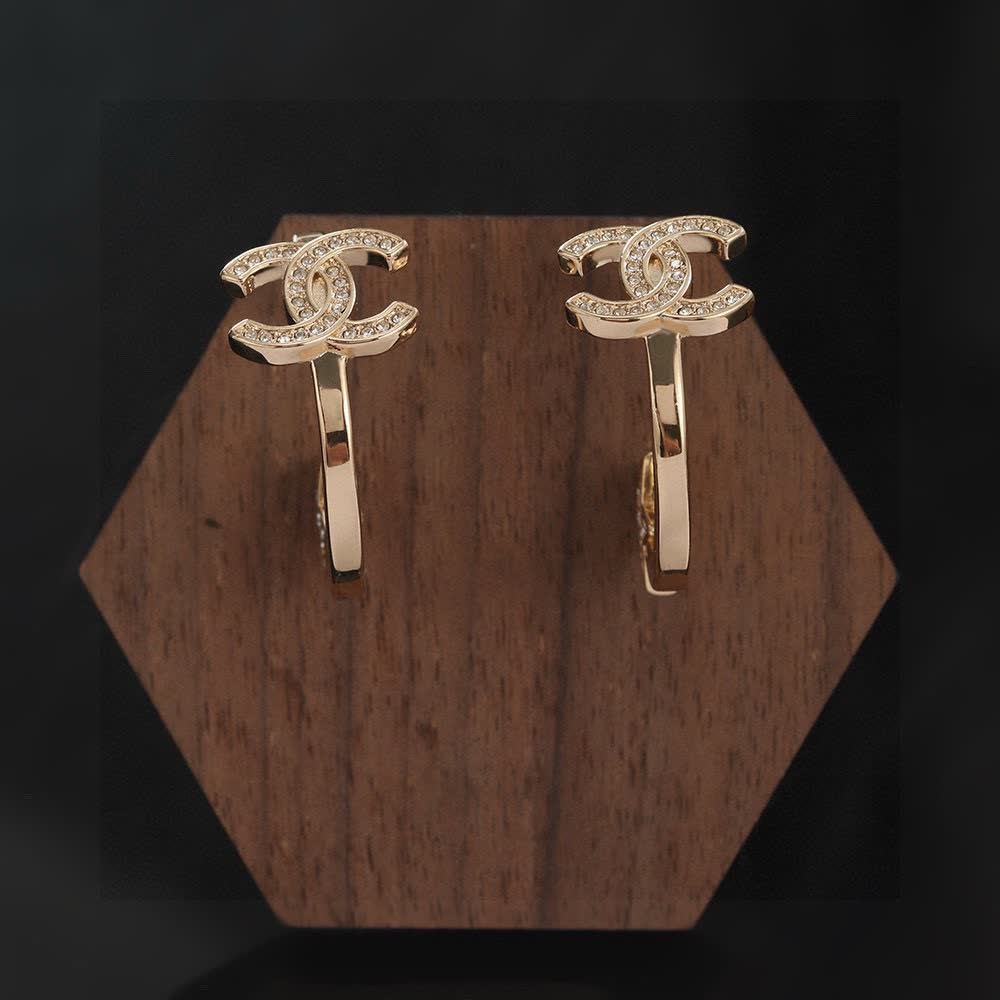Chanel CC Star Earrings