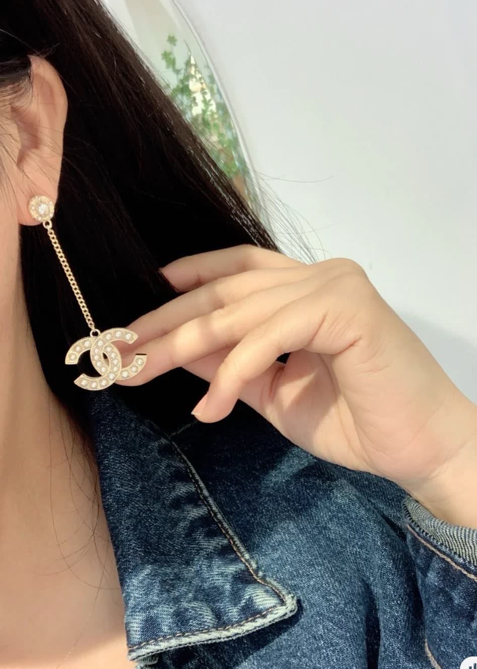 Chanel CC Logo Pearl Earrings