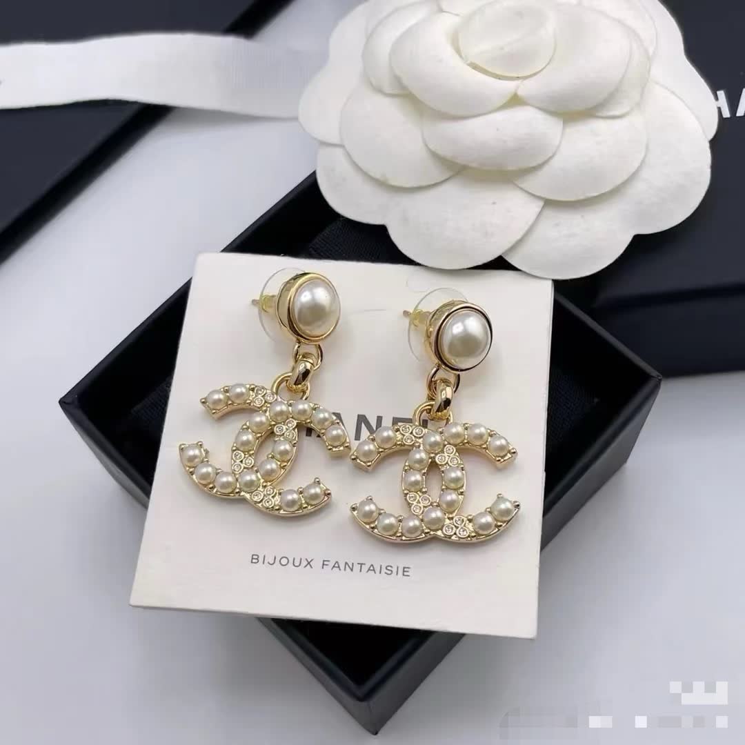 Chanel CC Logo Pearl Drop Earrings