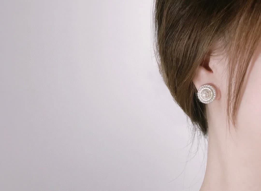 Chanel CC Logo Pearl Stud Earrings