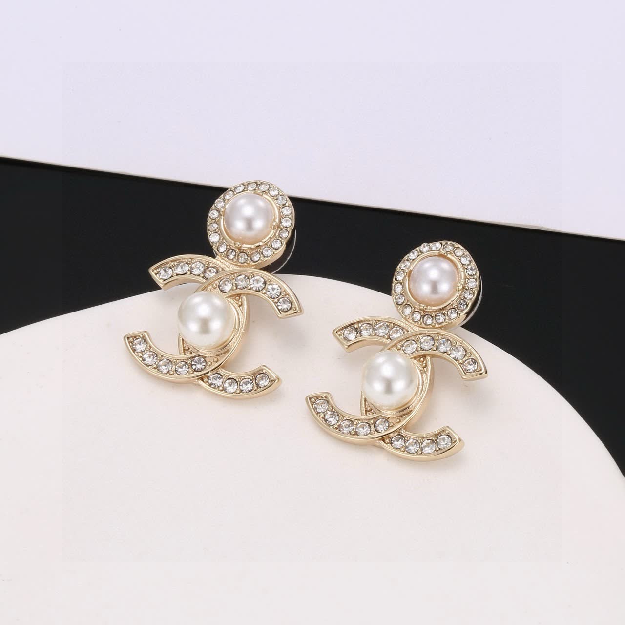 Chanel CC Logo Pearl Stud Earrings