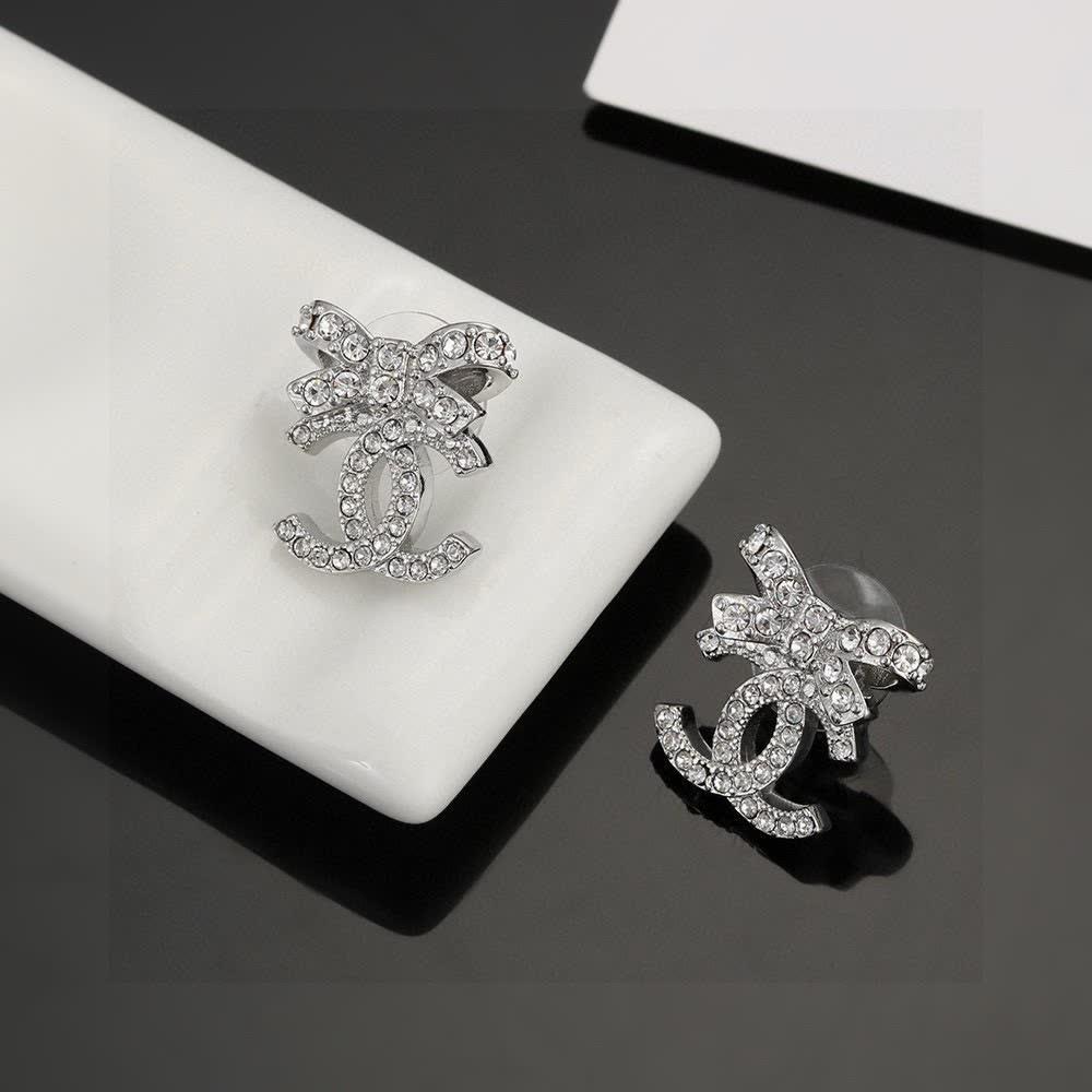 Chanel CC Crystal Stud Earrings Chanel CC Crystal Stud Earrings
