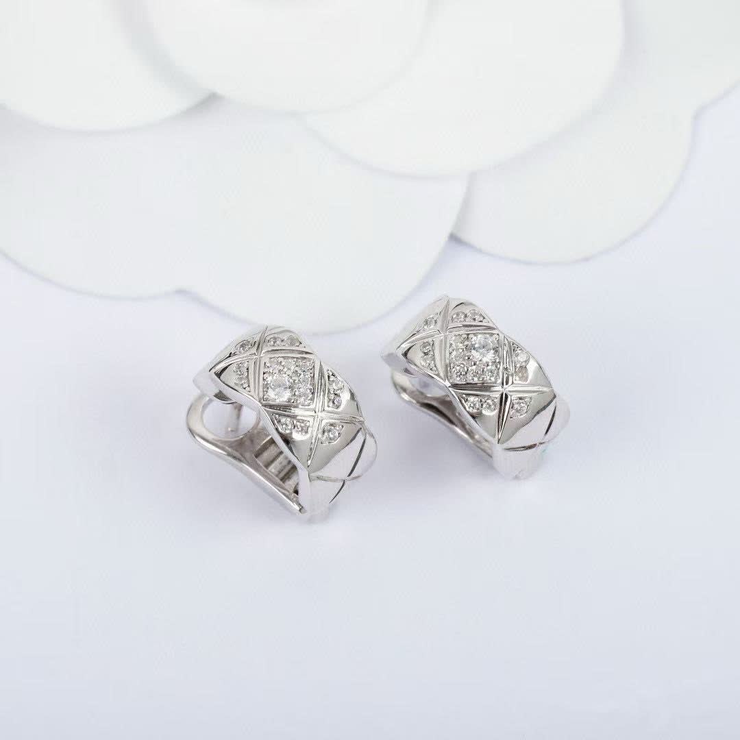 Chanel Elegant Diamond Stud Earrings