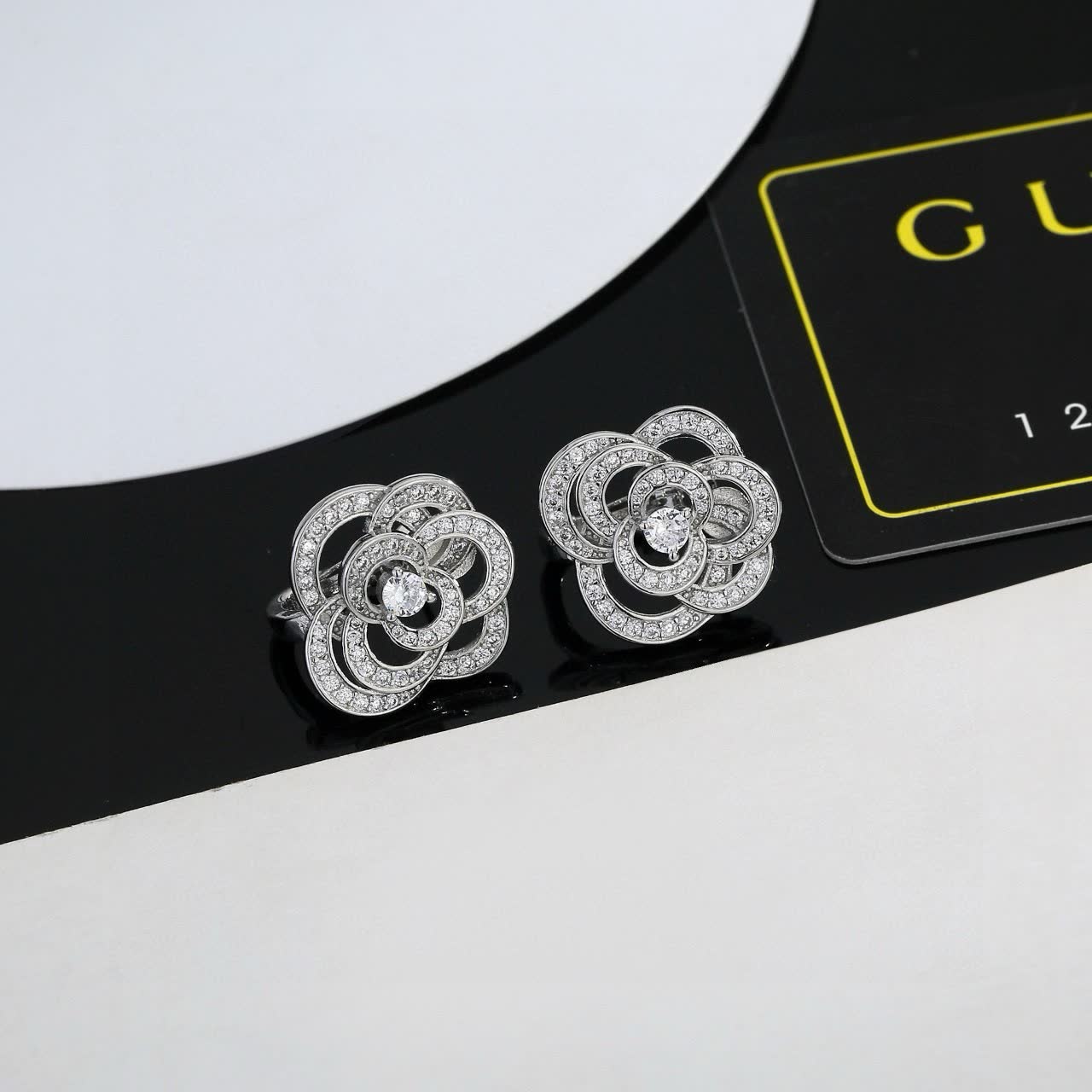 Chanel Silver Flower Stud Earrings Chanel Silver Flower Stud Earrings
