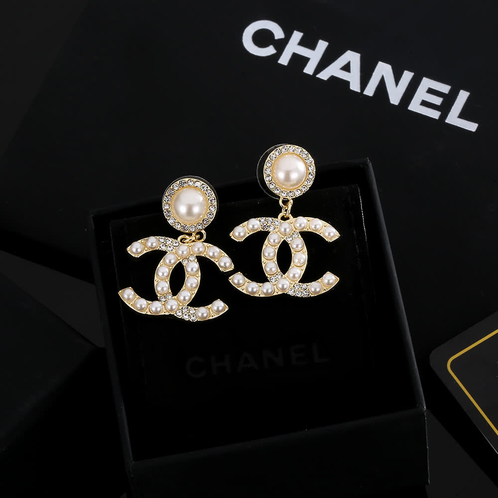 Chanel CC Logo Pearl Earrings