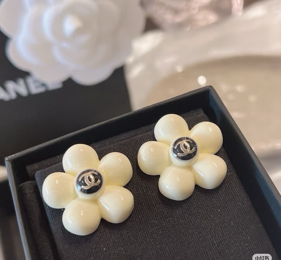 Chanel Camellia Flower Earrings Chanel Camellia Flower Earrings