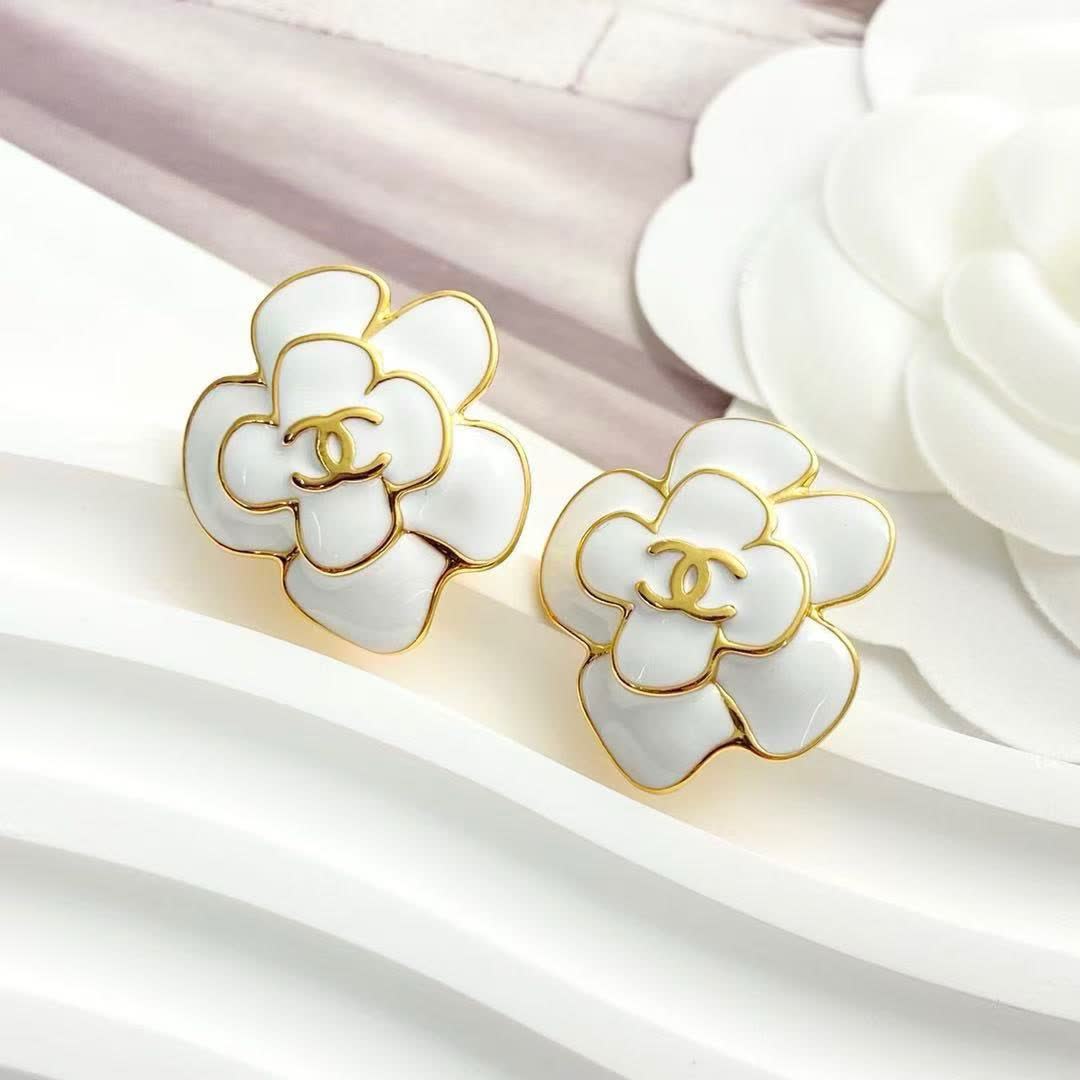Chanel 2026 Spring/Summer Collection Flower Earrings