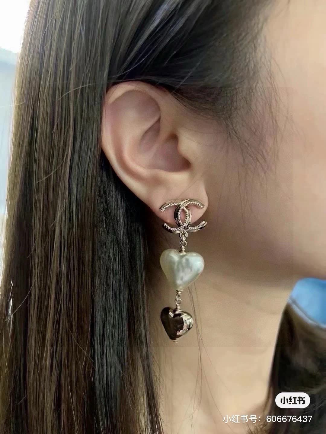 Chanel CC Heart Pearl Earrings