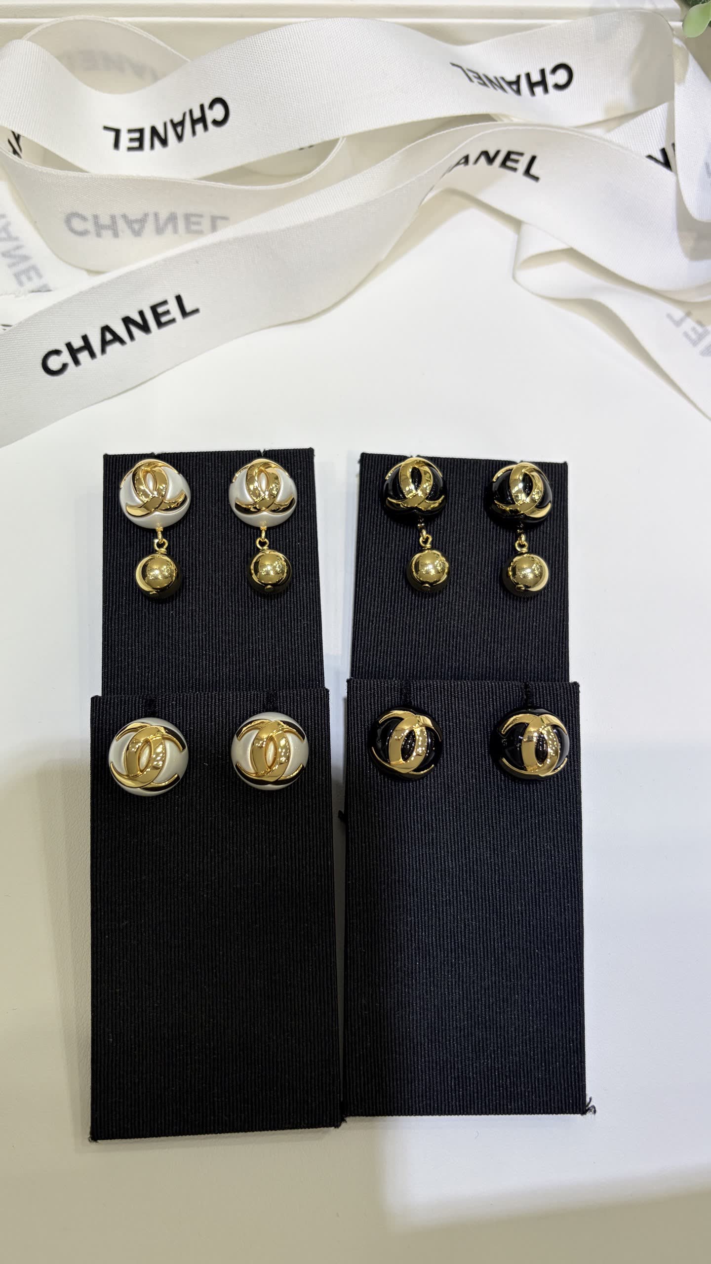 Chanel CC Logo Pearl Stud Earrings