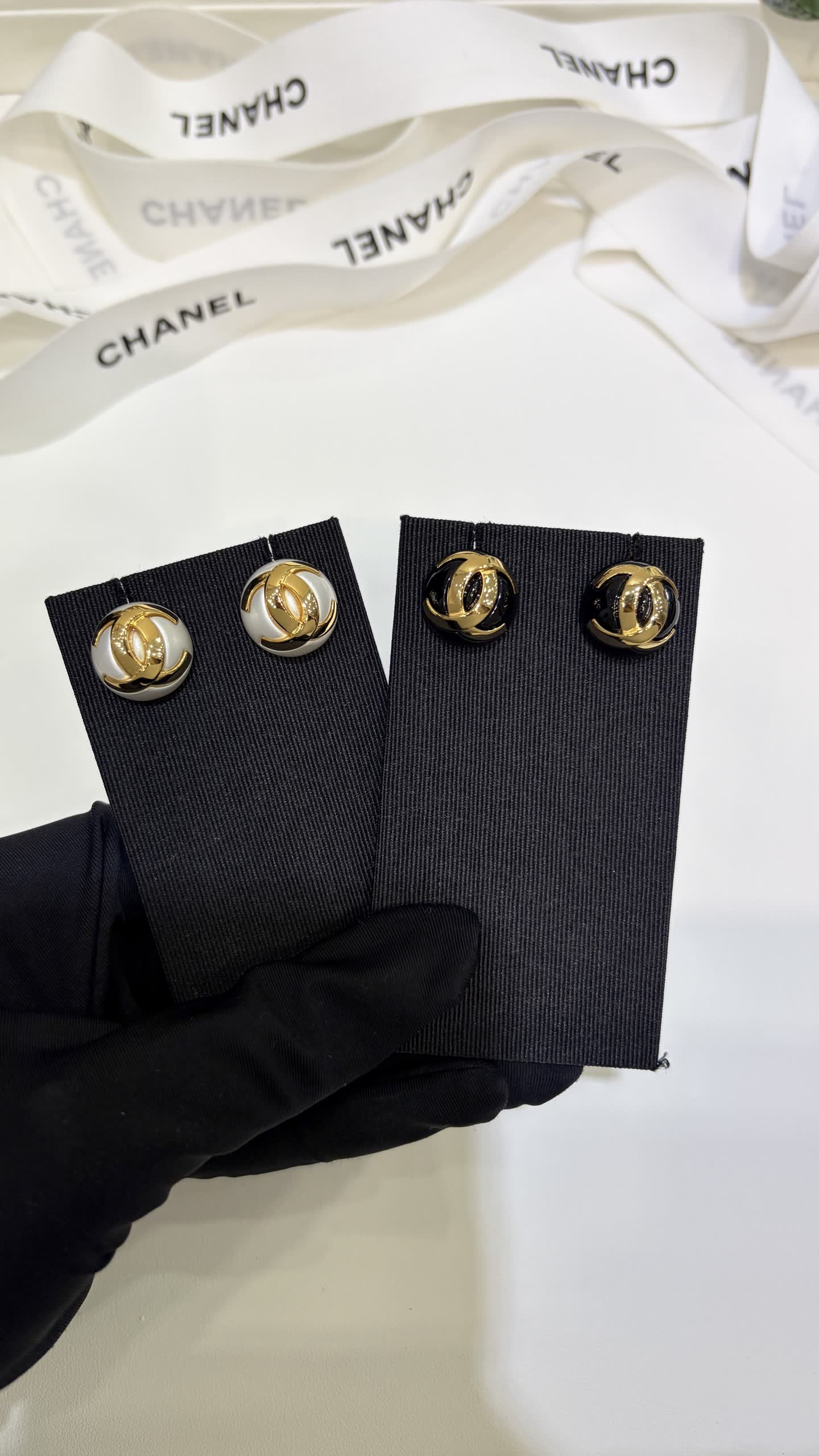 Chanel CC Logo Pearl Stud Earrings