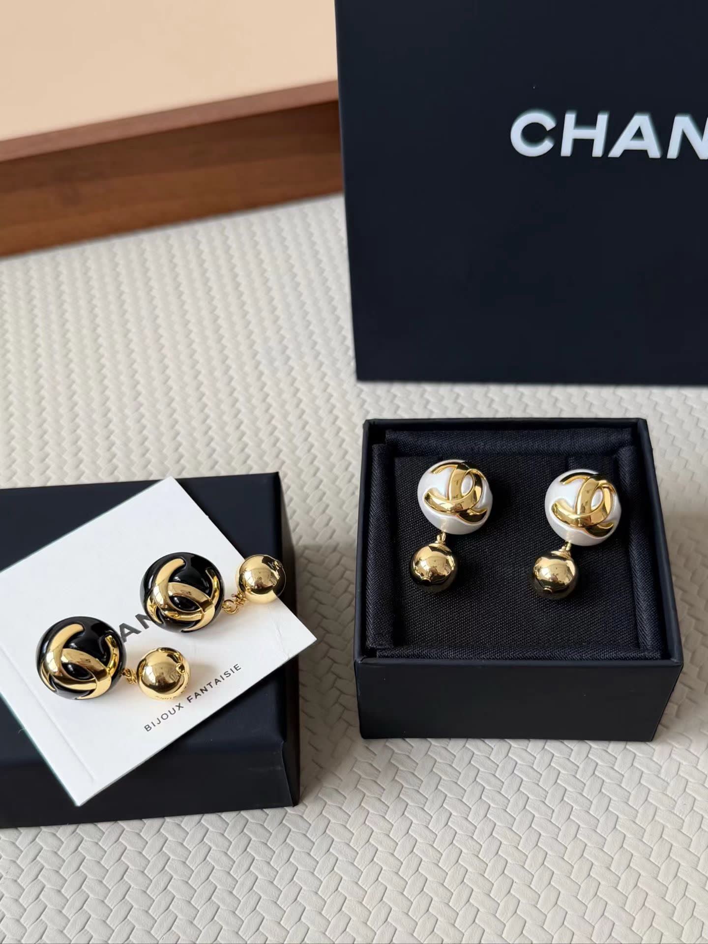 Chanel CC Logo Earrings and Necklace Set