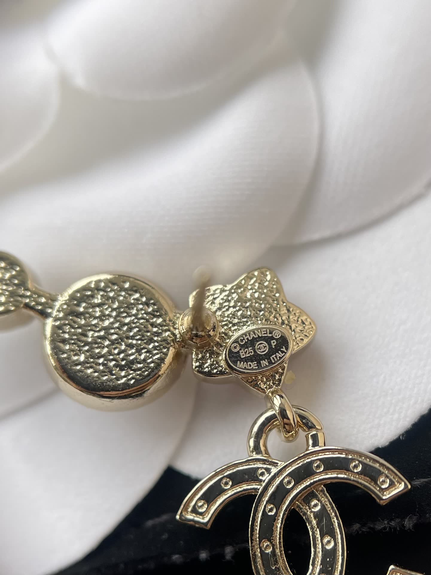 Chanel CC Logo Pearl Earrings and Necklace Set