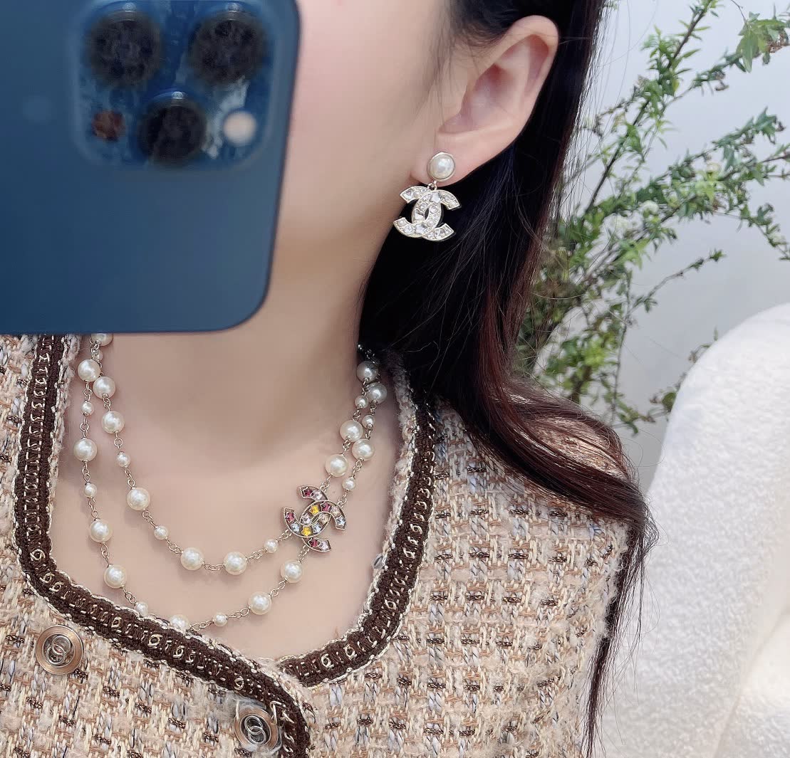 Chanel CC Logo Pearl Earrings