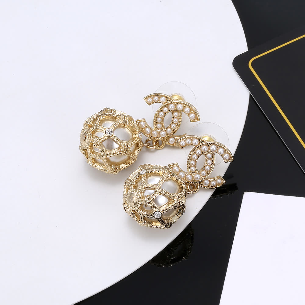 Chanel CC Pearl Earrings Chanel CC Pearl Earrings