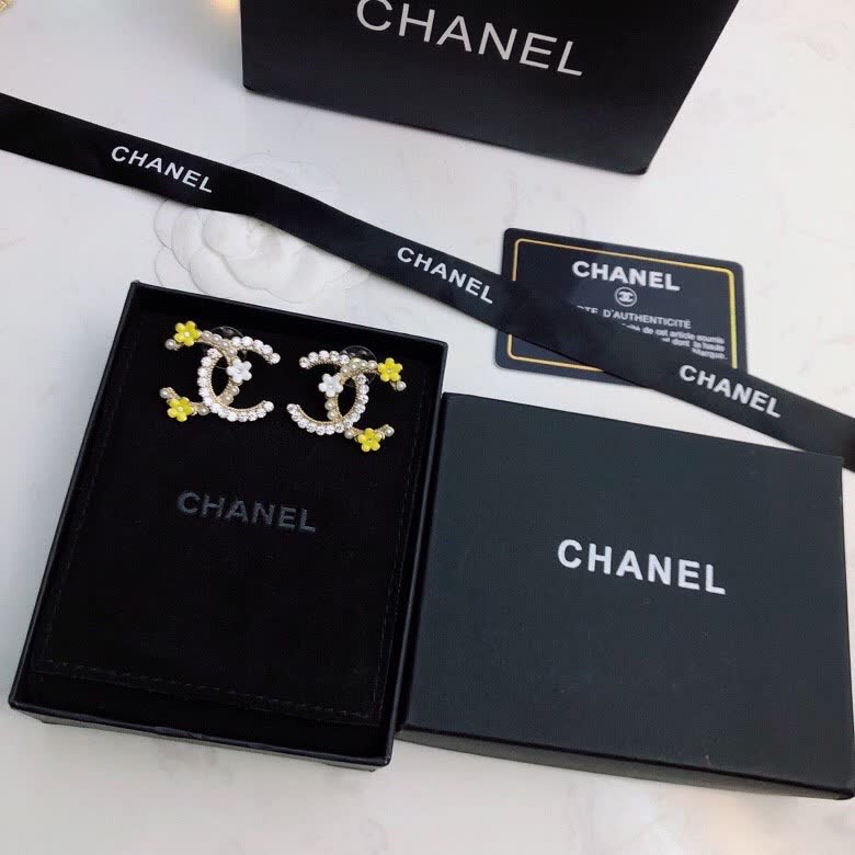 Chanel CC Logo Earrings with Pearls and Flowers