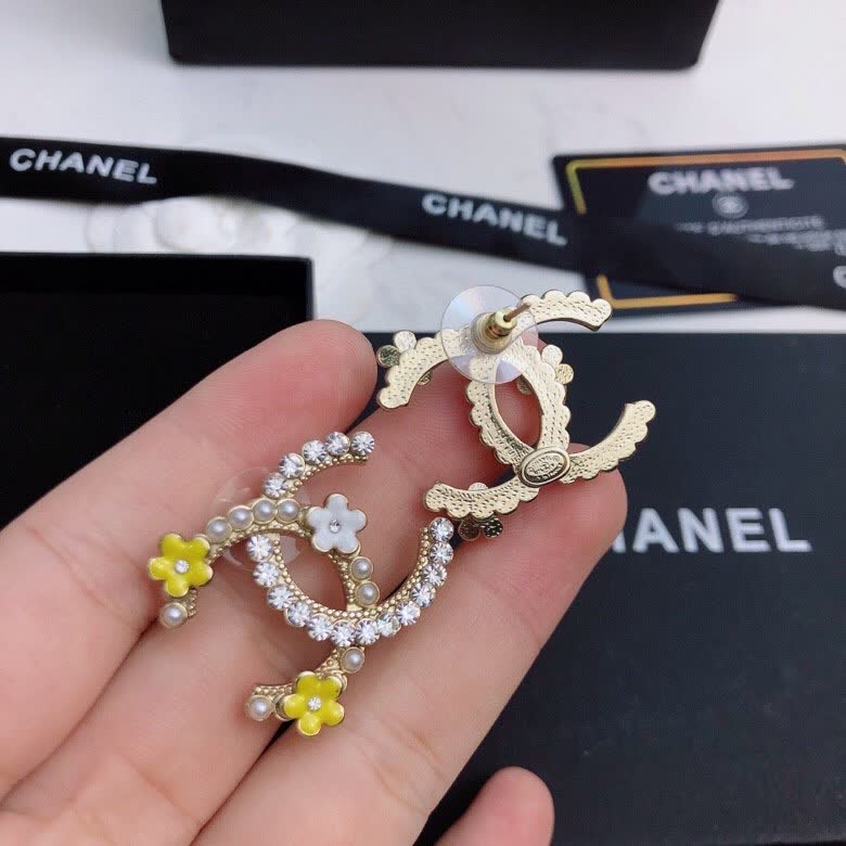 Chanel CC Logo Earrings with Pearls and Flowers