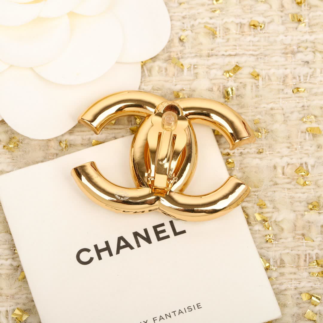 Chanel CC Pearl Stud Earrings