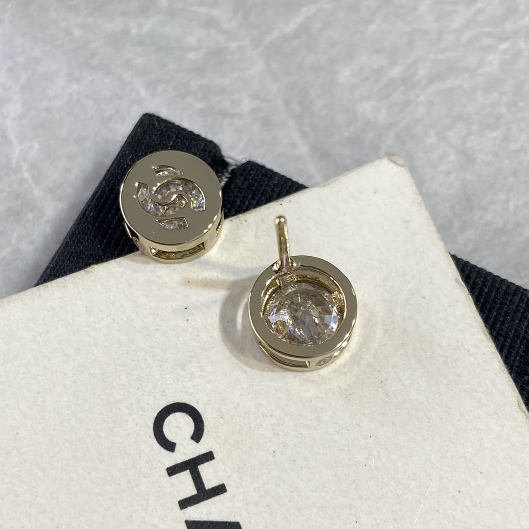 Chanel CC Logo Diamond Stud Earrings Chanel CC Logo Diamond Stud Earrings