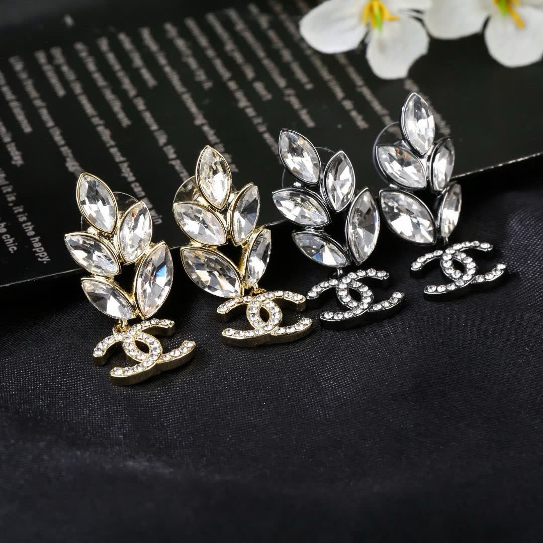 Chanel Crystal Leaf Earrings Chanel Crystal Leaf Earrings
