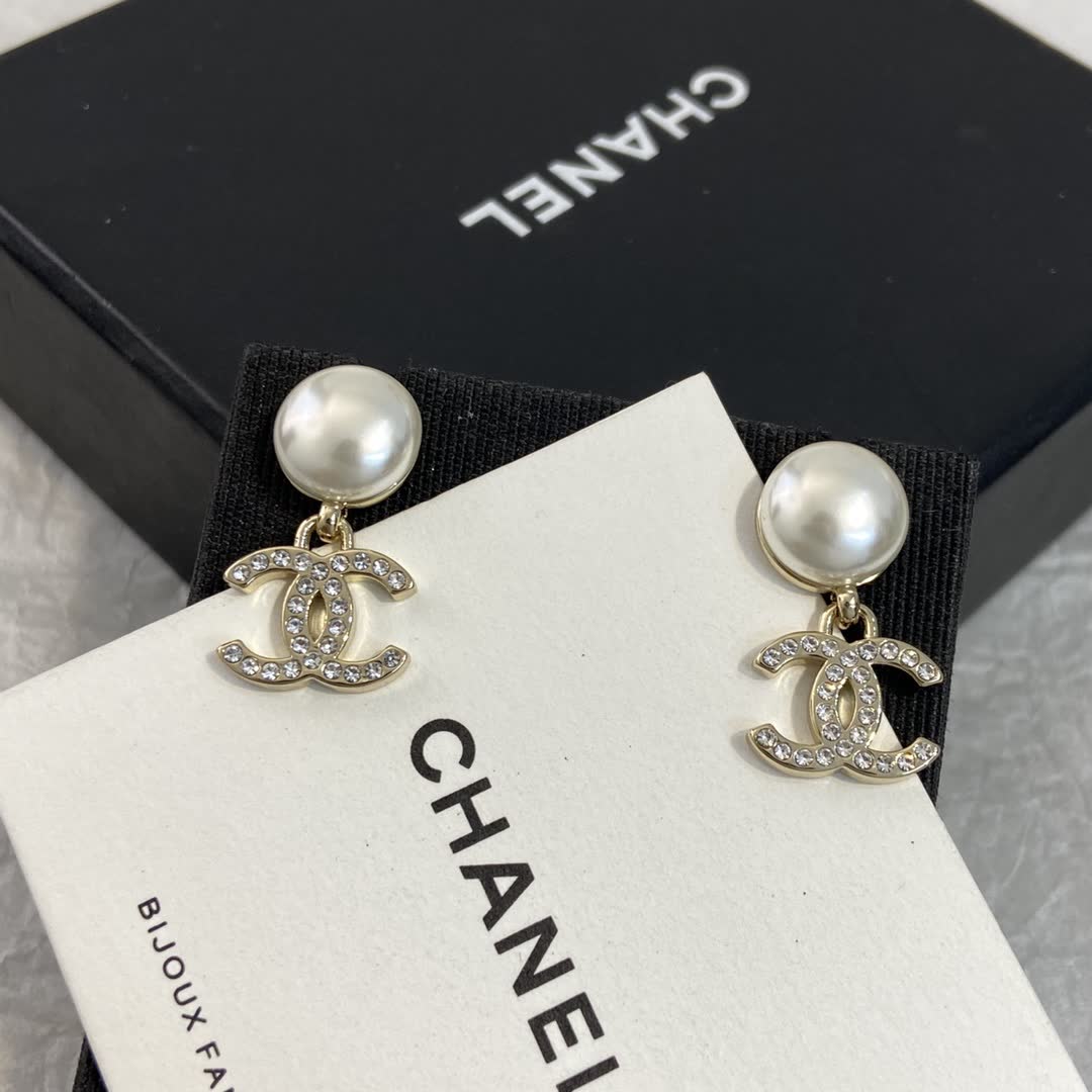 Chanel CC Pearl Earrings