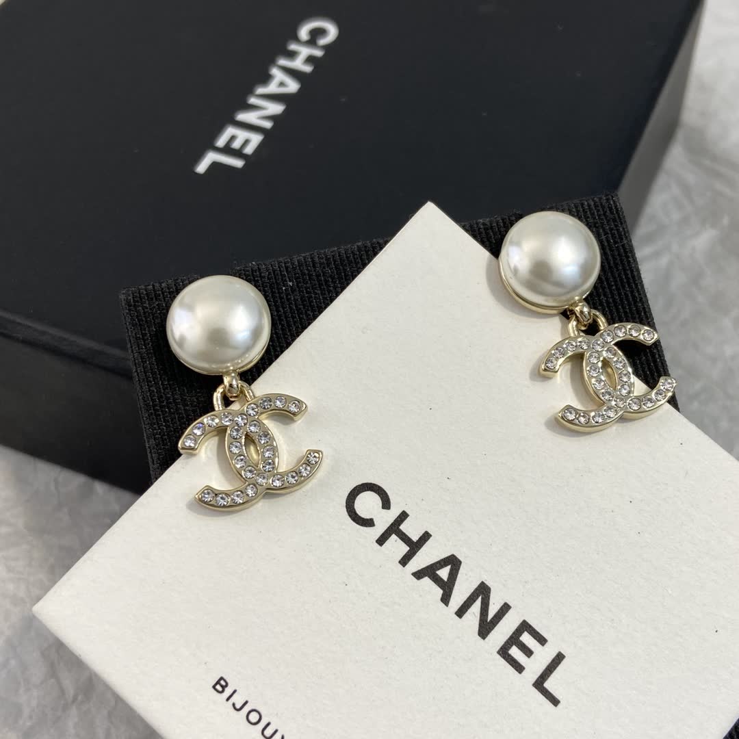 Chanel CC Pearl Earrings