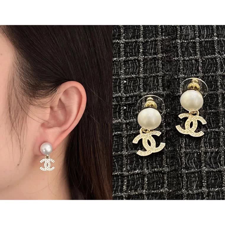 Chanel CC Pearl Earrings