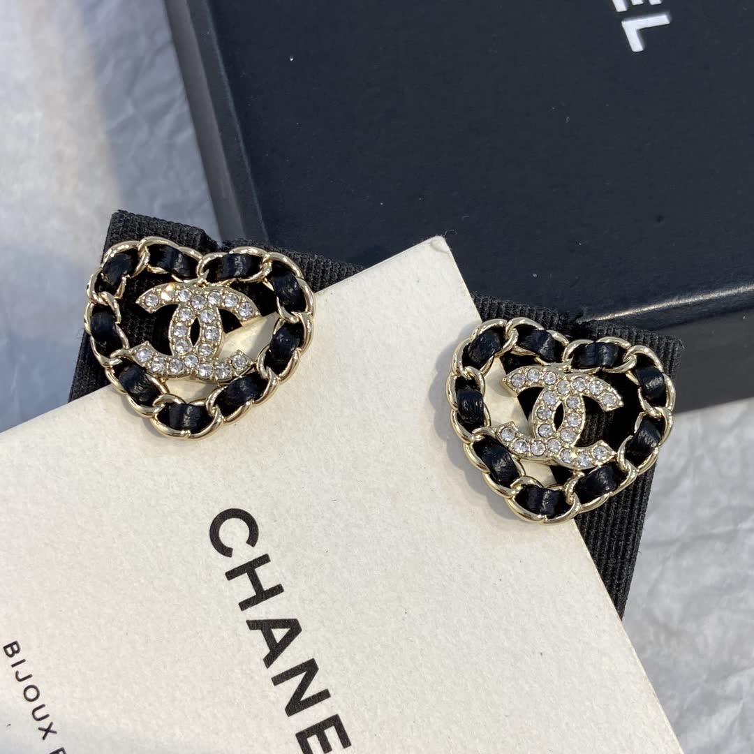 Chanel CC Heart Earrings