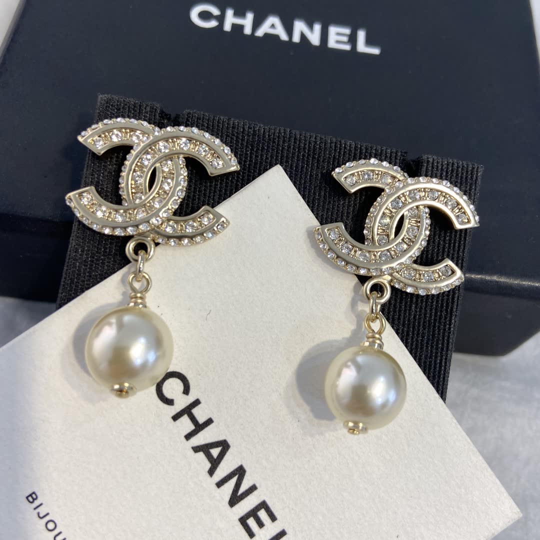 Chanel CC Logo Pearl Drop Earrings