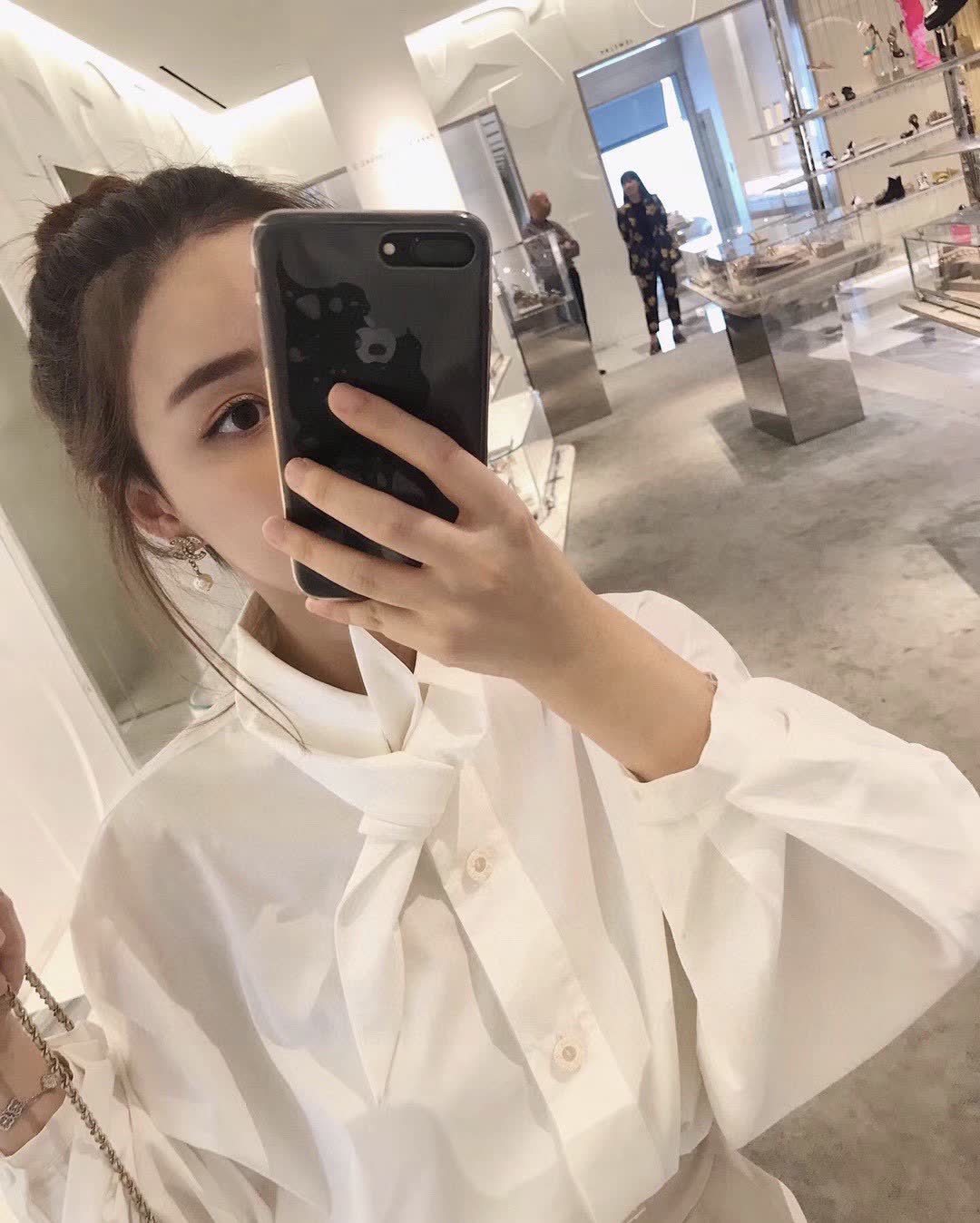 Chanel CC Logo Pearl Drop Earrings