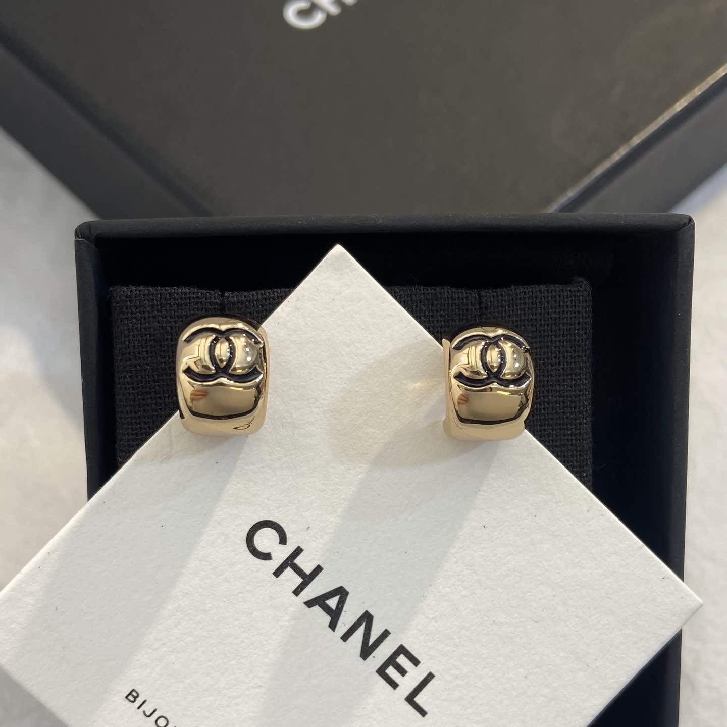 Chanel CC Logo Stud Earrings Chanel CC Logo Stud Earrings