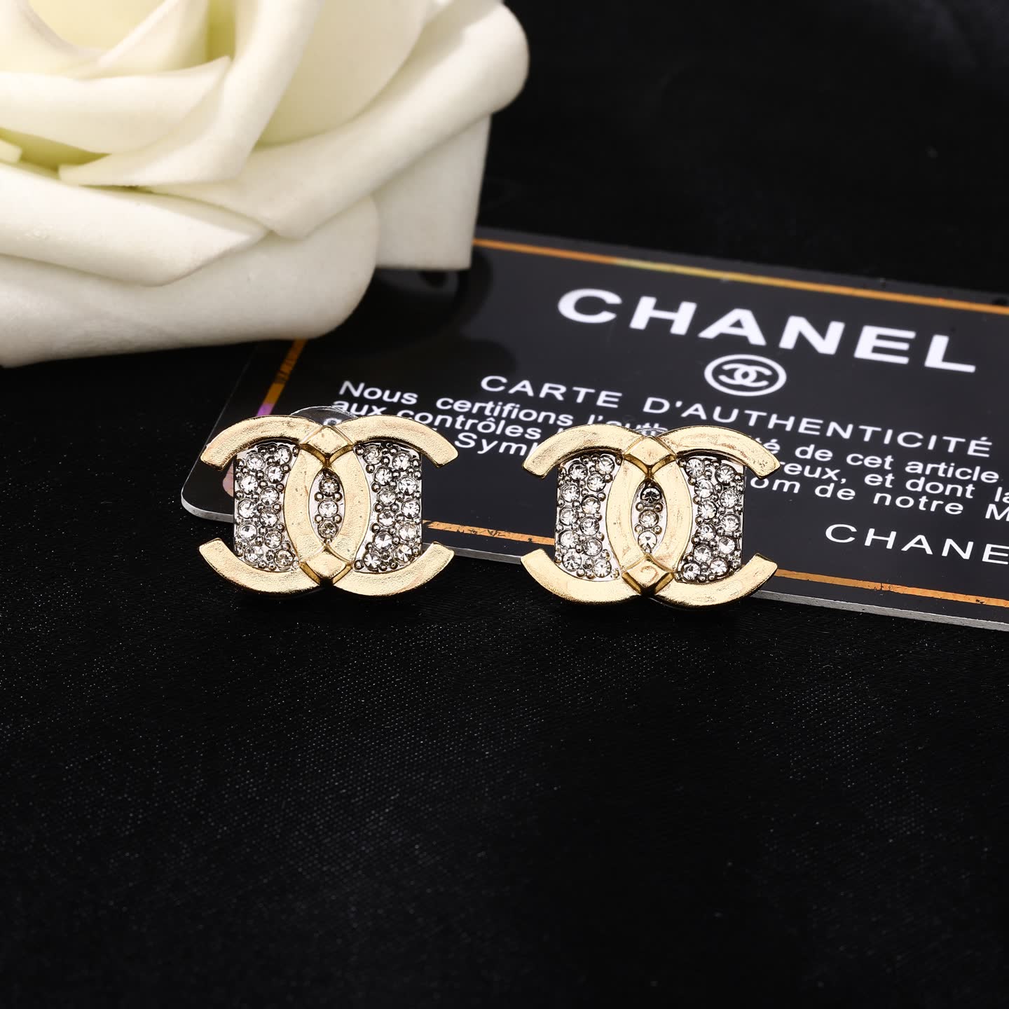 Chanel CC Logo Crystal Stud Earrings Chanel CC Logo Crystal Stud Earrings