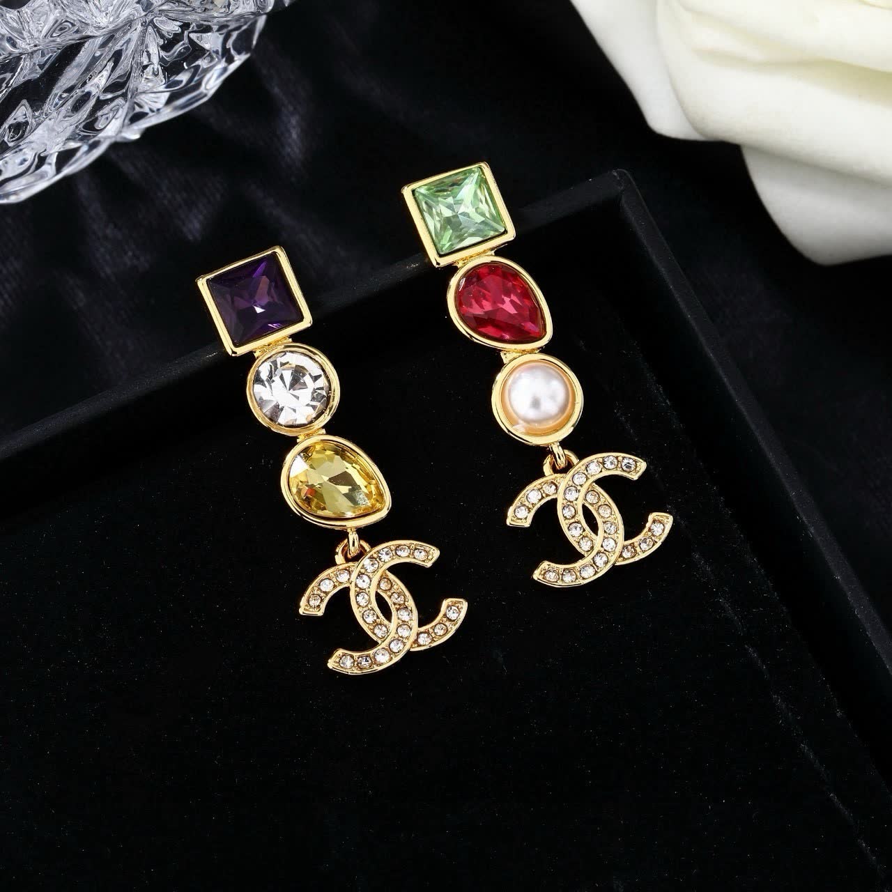 Chanel 2025/26 Spring Holiday Series Earrings