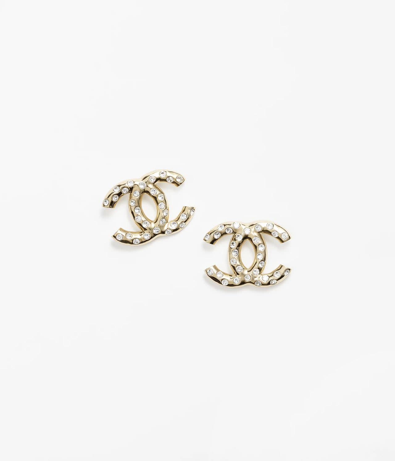 Chanel CC Logo Stud Earrings Chanel CC Logo Stud Earrings