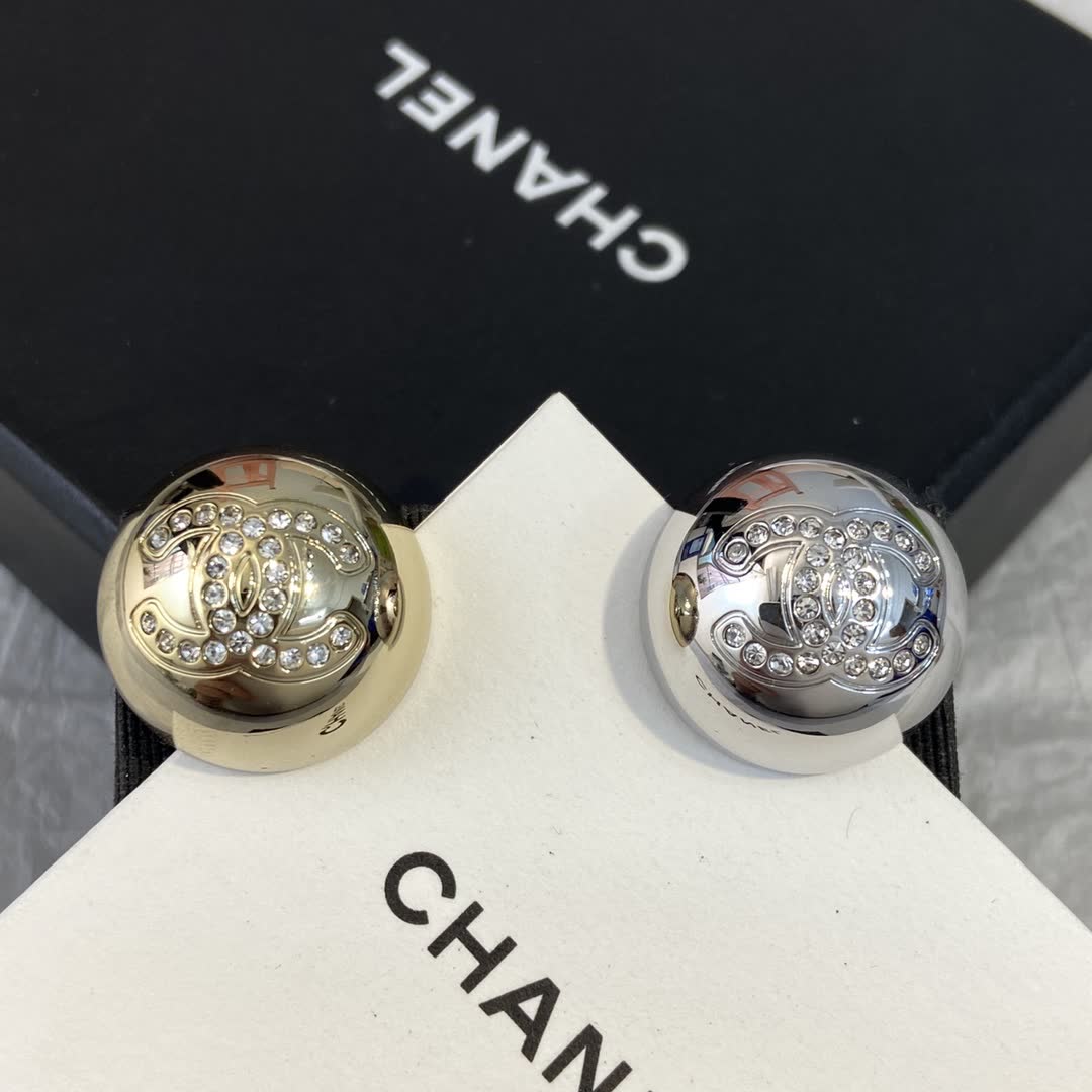 Chanel CC Crystal Stud Earrings Chanel CC Crystal Stud Earrings