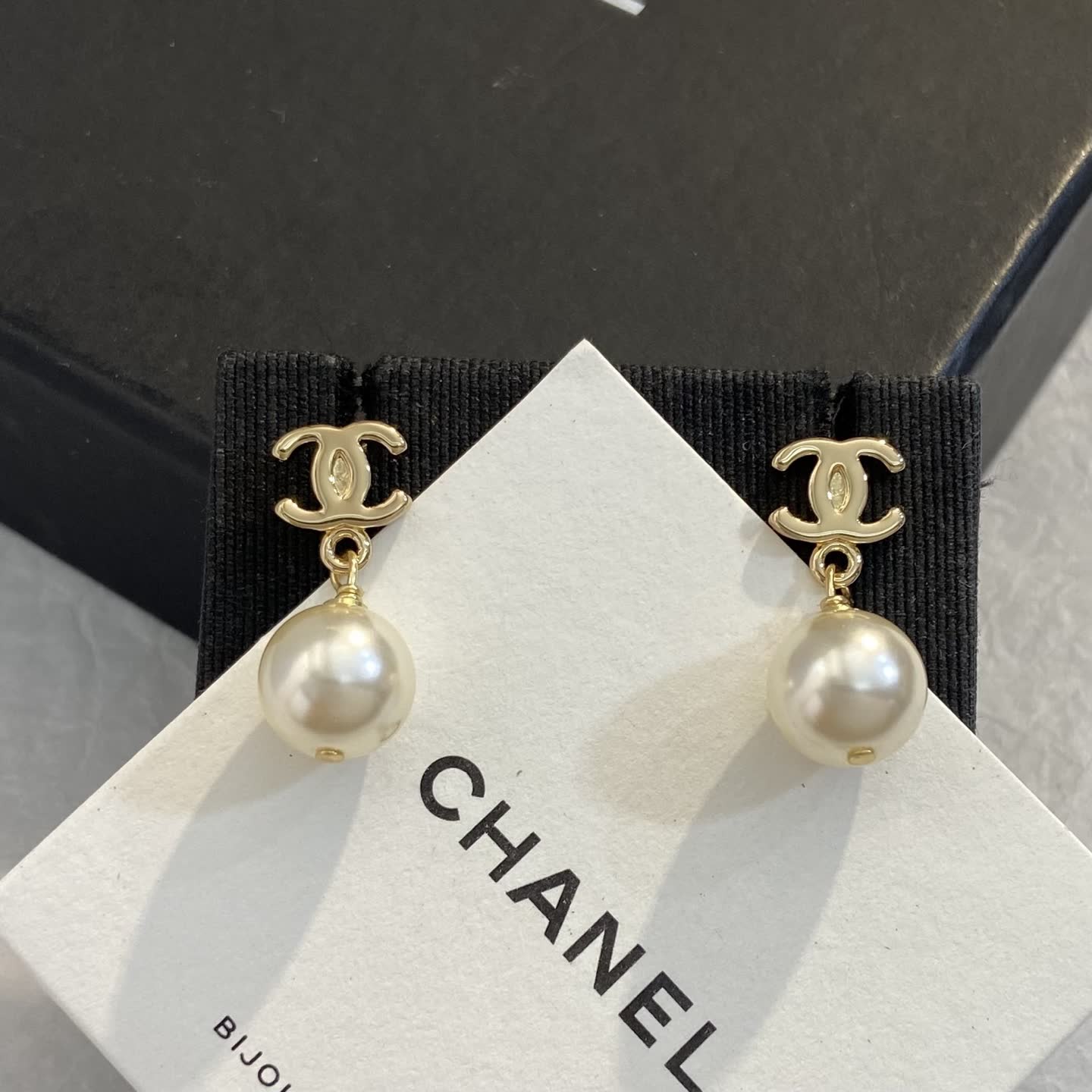 Chanel Pearl Earrings Chanel Pearl Earrings