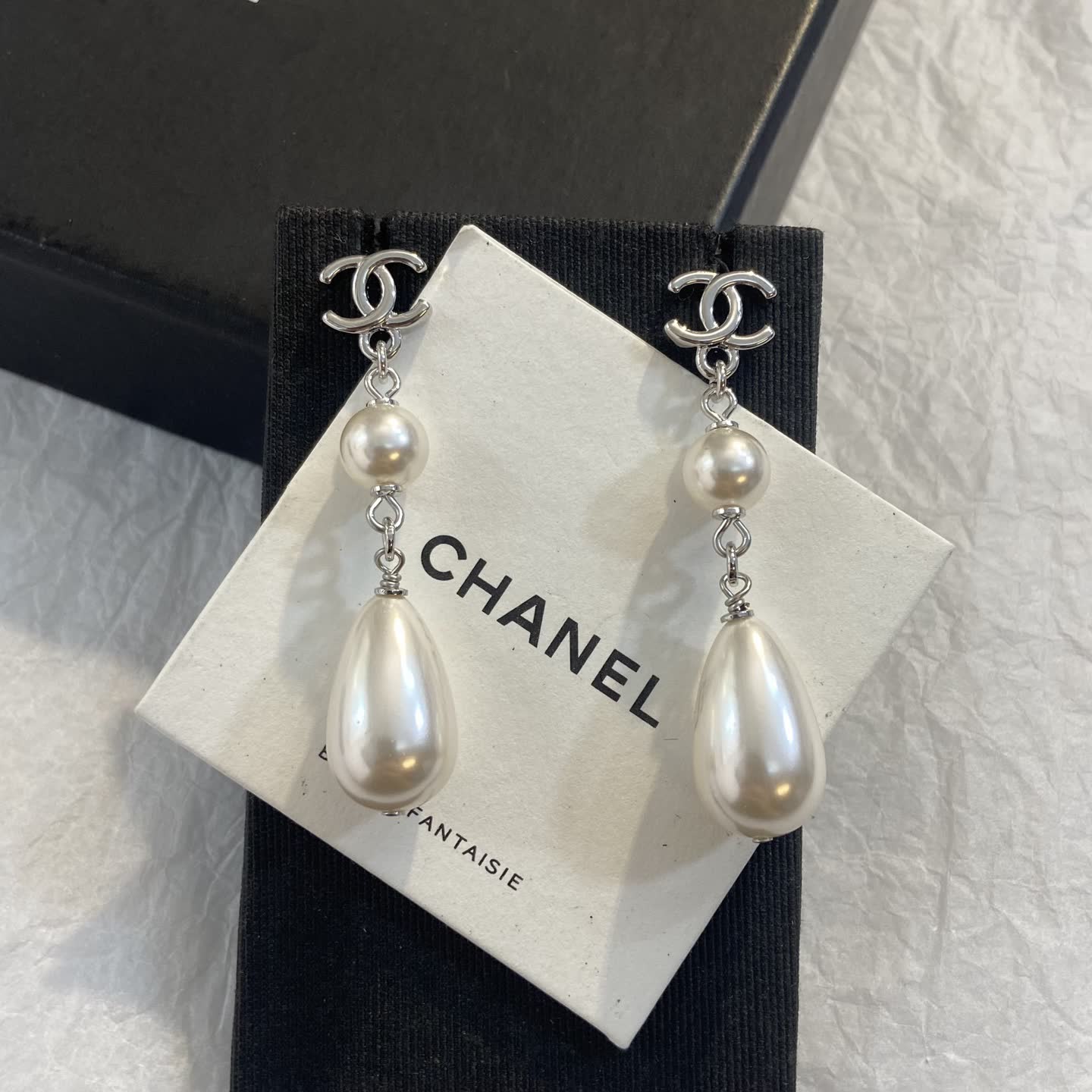 Chanel Pearl Earrings Chanel Pearl Earrings