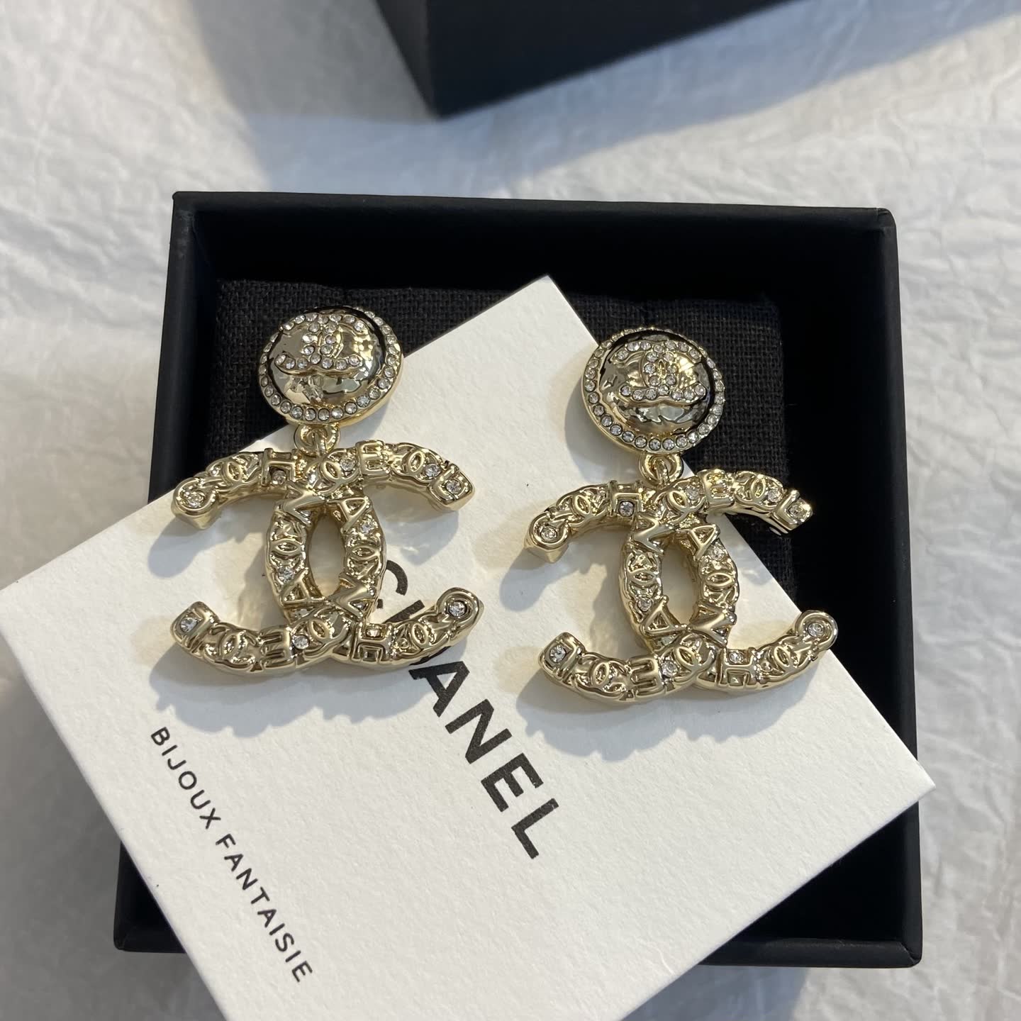Chanel CC Logo Earrings Chanel CC Logo Earrings