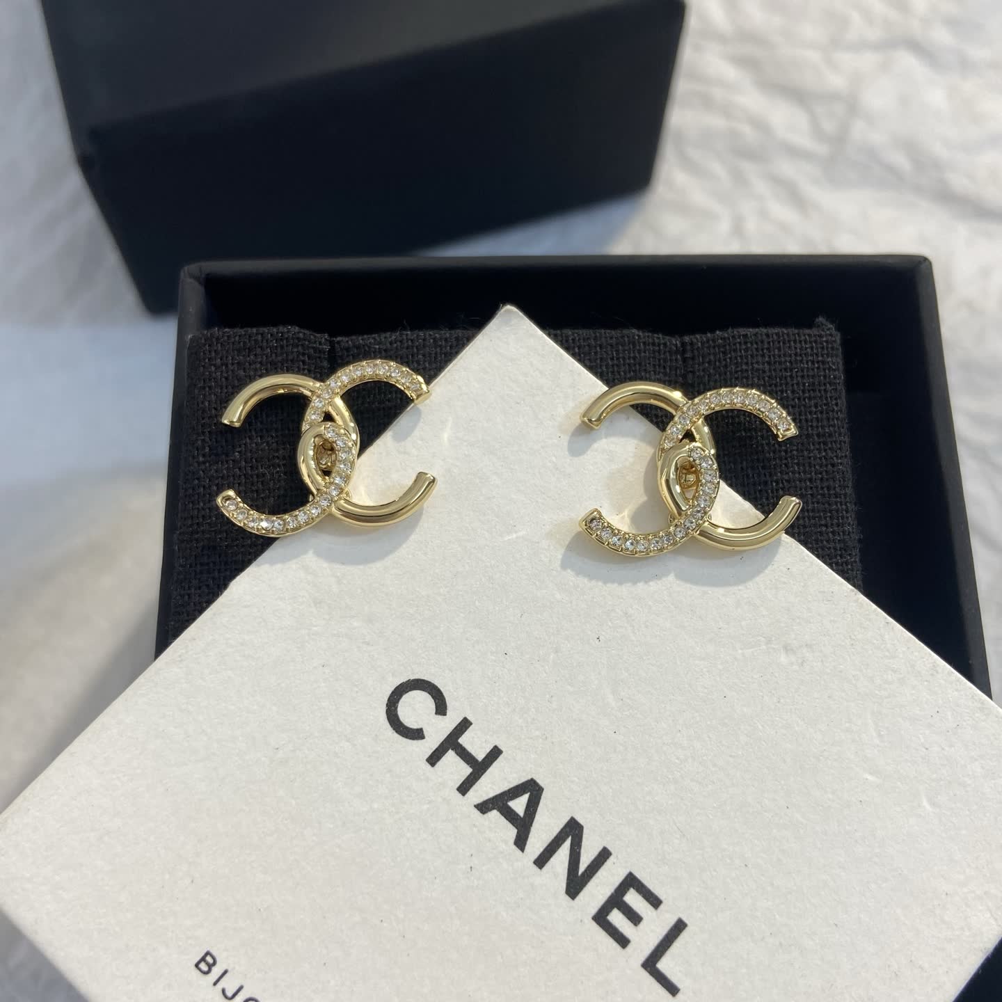 Chanel CC Logo Stud Earrings Chanel CC Logo Stud Earrings