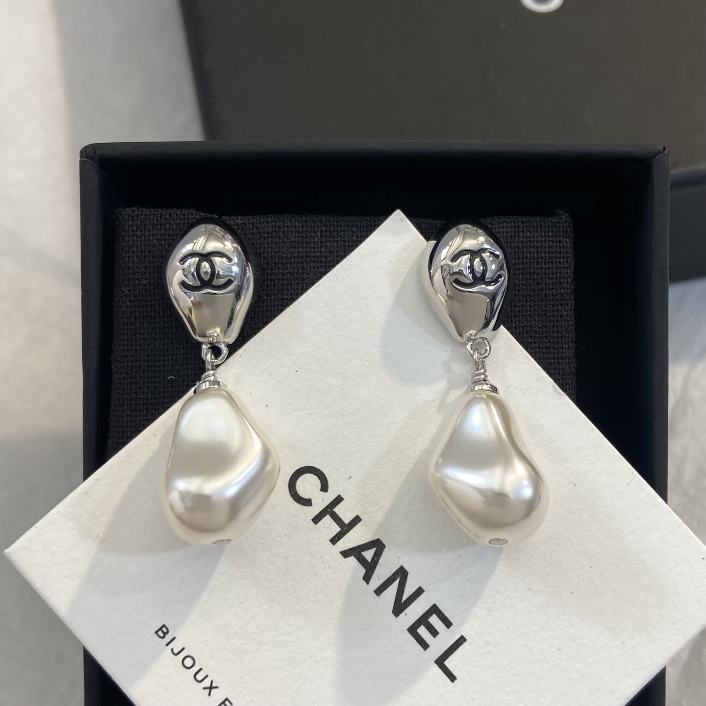 Chanel Pearl Drop Earrings Chanel Pearl Drop Earrings
