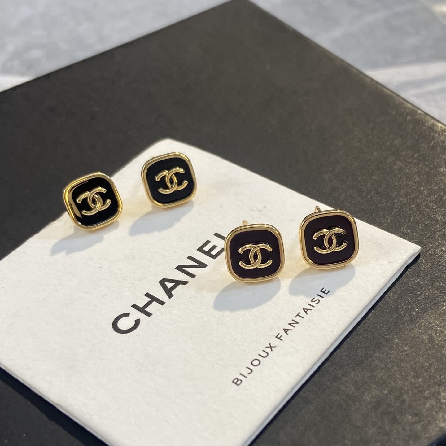 Chanel CC Logo Earrings Chanel CC Logo Earrings