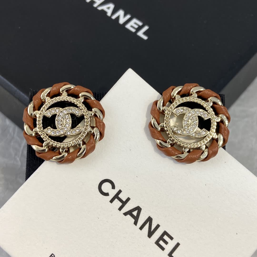 Chanel Brown Leather & Gold Tone CC Logo Stud Earrings Chanel Brown Leather & Gold Tone CC Logo Stud Earrings