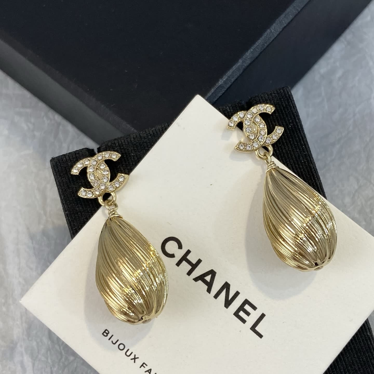 Chanel CC Logo & Teardrop Earrings Chanel CC Logo & Teardrop Earrings