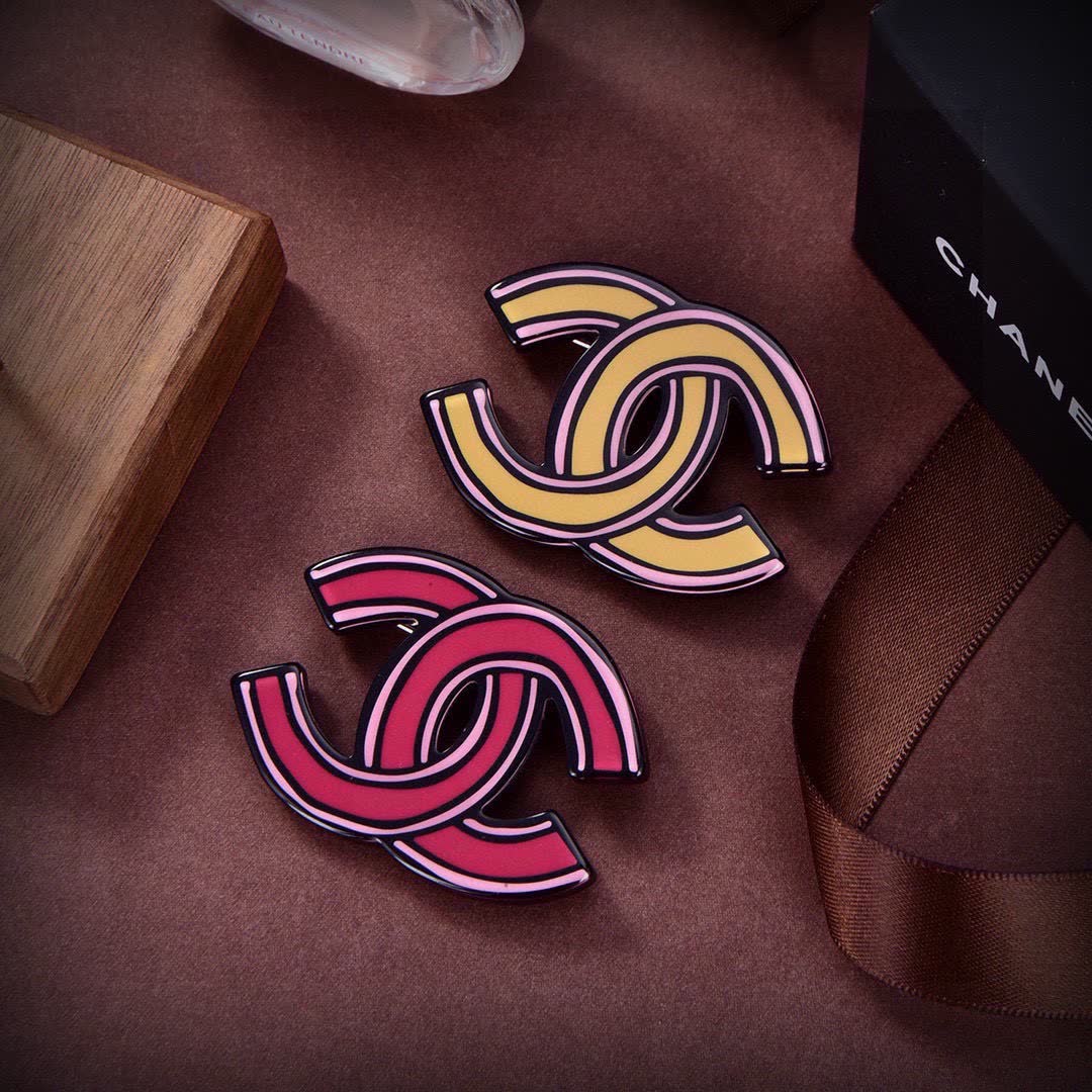 Chanel CC Logo Earrings Chanel CC Logo Earrings
