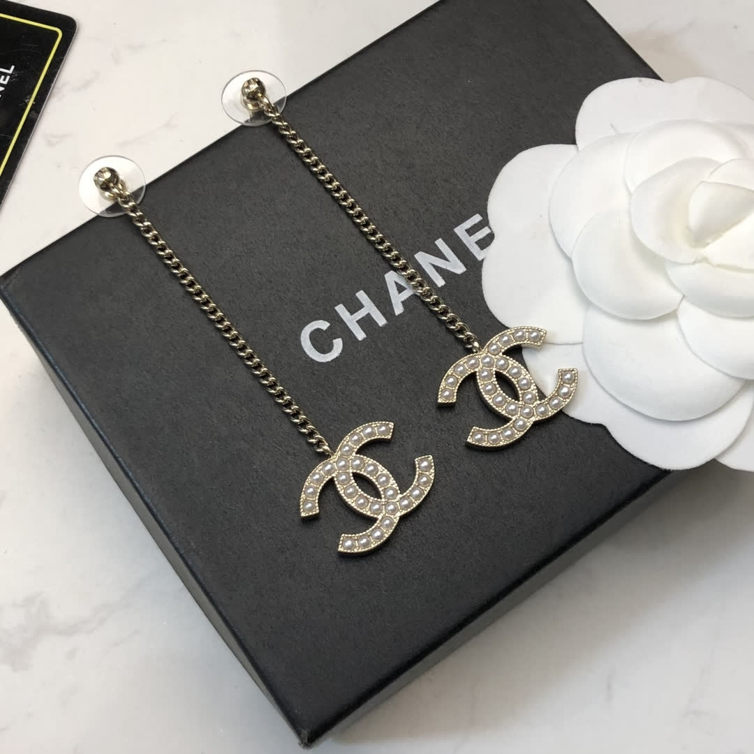 Chanel CC Logo Pearl Earrings